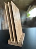 Набір із трьох дубових дощок з підставкою