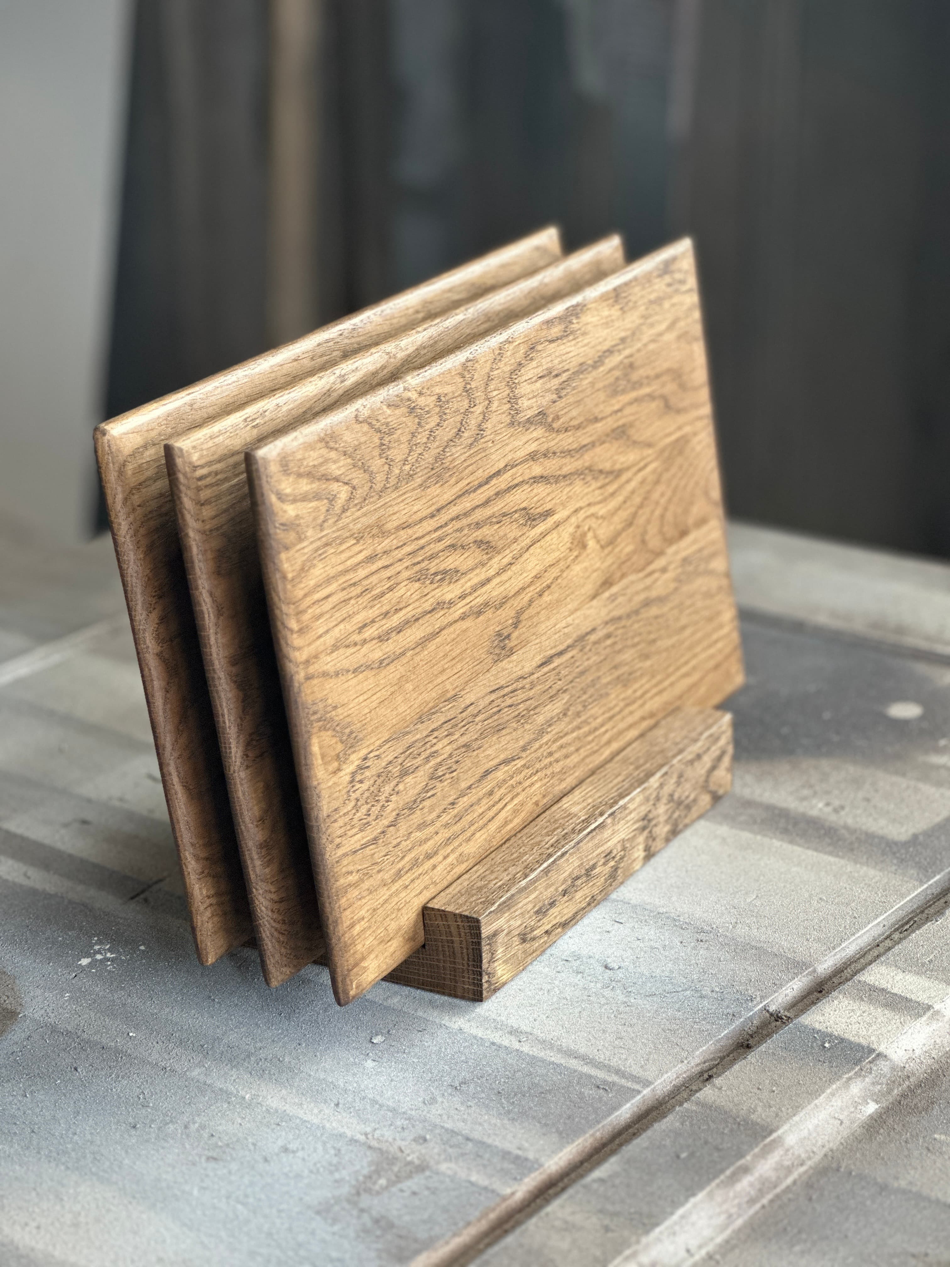 Eco Doshka кухонна дошка - вид збоку та текстура дерева